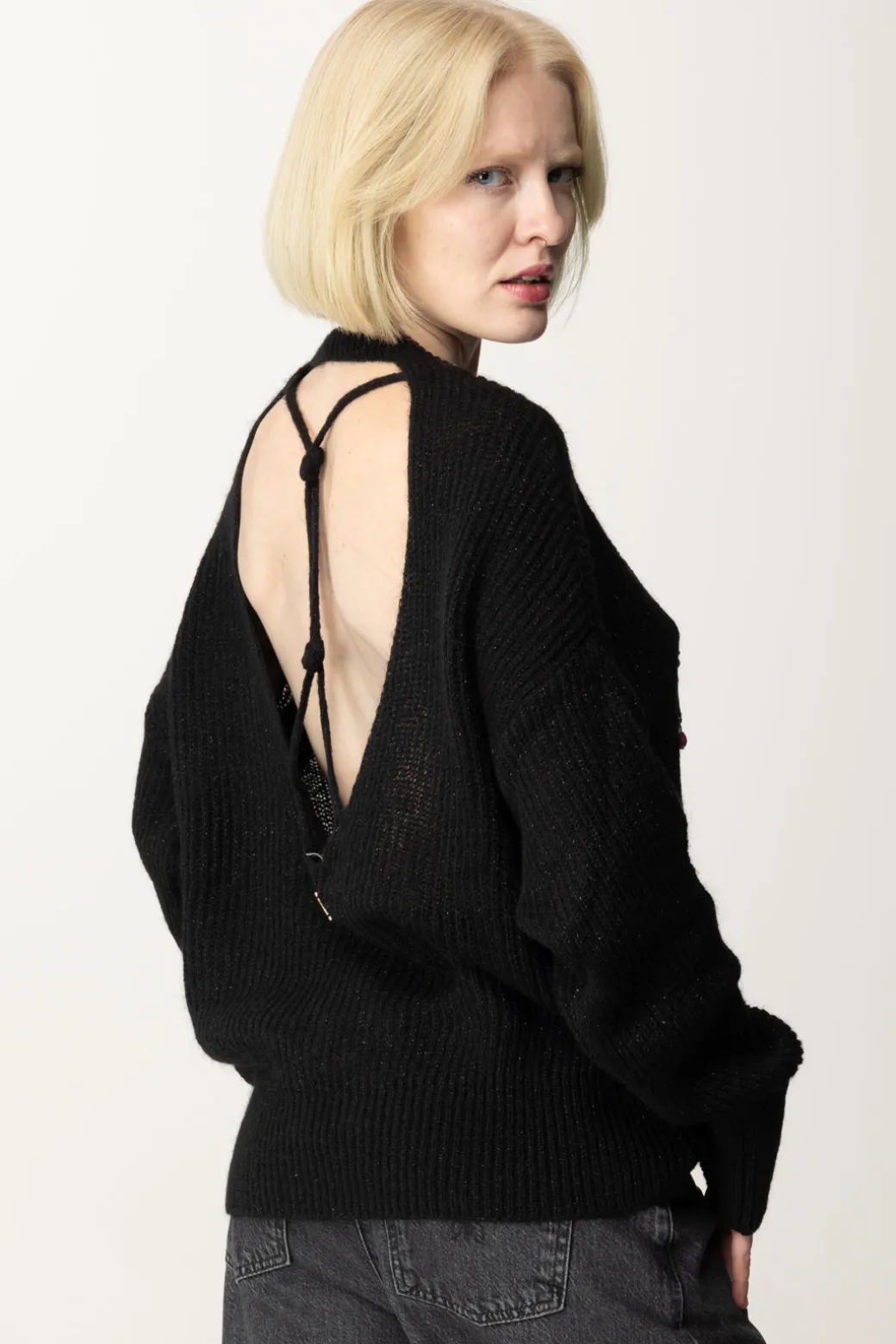Donna Akep Maxipull con Scollo Sul Retro