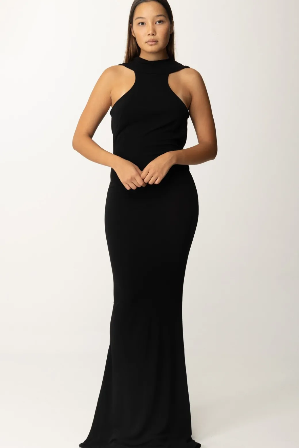 Donna Elisabetta Franchi Abito Red Carpet con Collana e Scollo Sul Retro