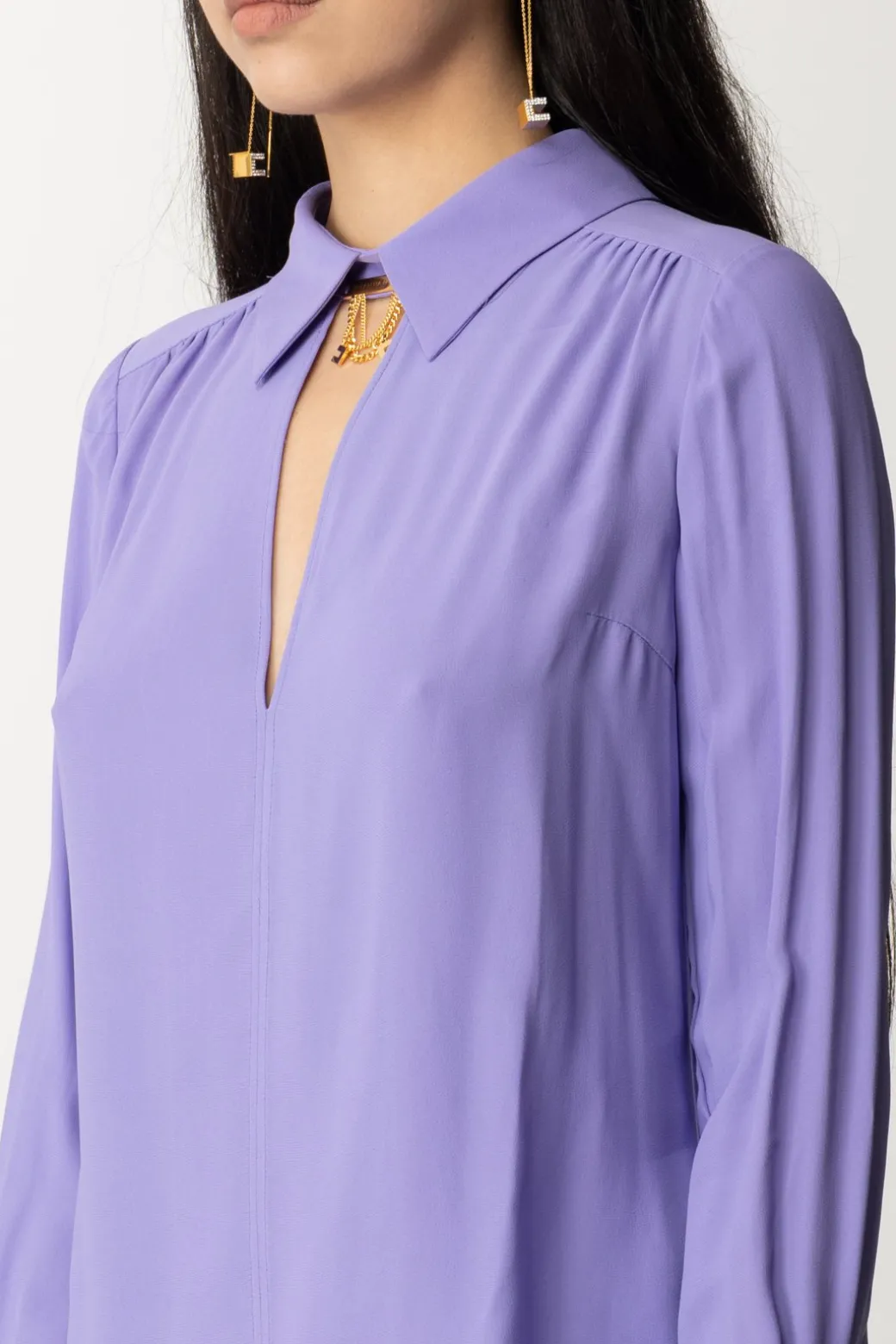 Donna Elisabetta Franchi Camicia con Accessorio Al Collo e Scollo Sul Retro