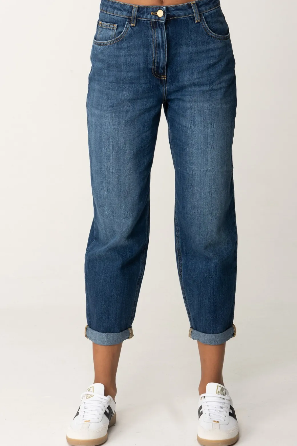 Donna Elisabetta Franchi Jeans Boyfriend con Placca Logo