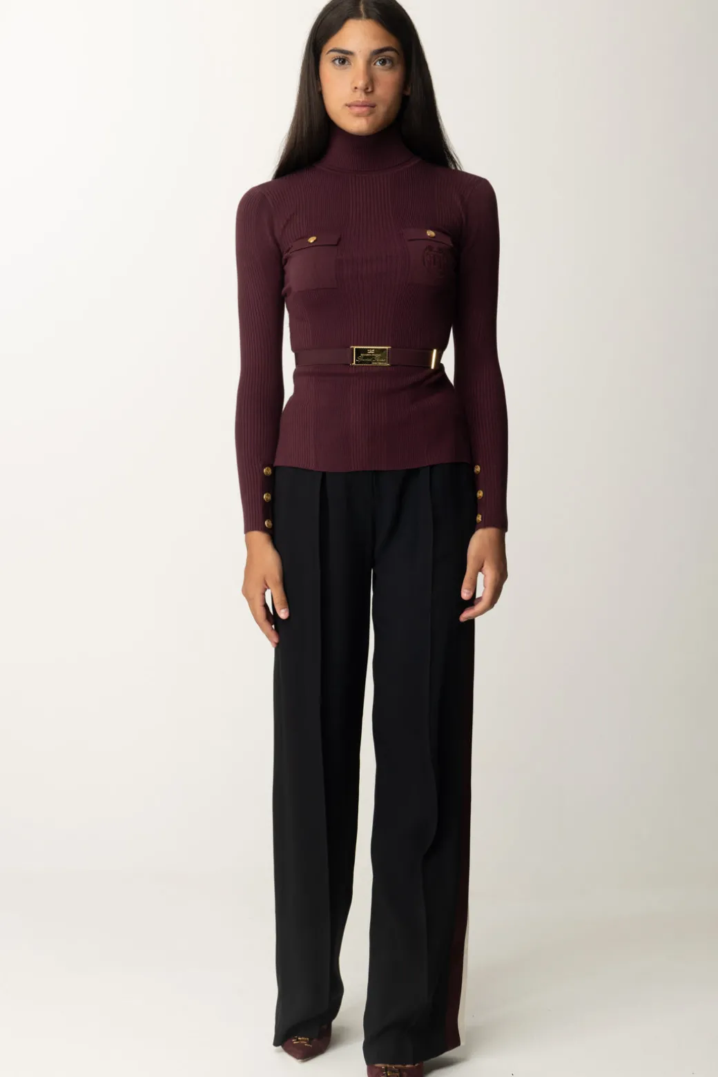 elisabetta_franchi_maglia_dolcevita_a_costine_con_ricamo_logorouge_noir_5.webp Donna Elisabetta Franchi Maglia Dolcevita a Costine con Ricamo Logo