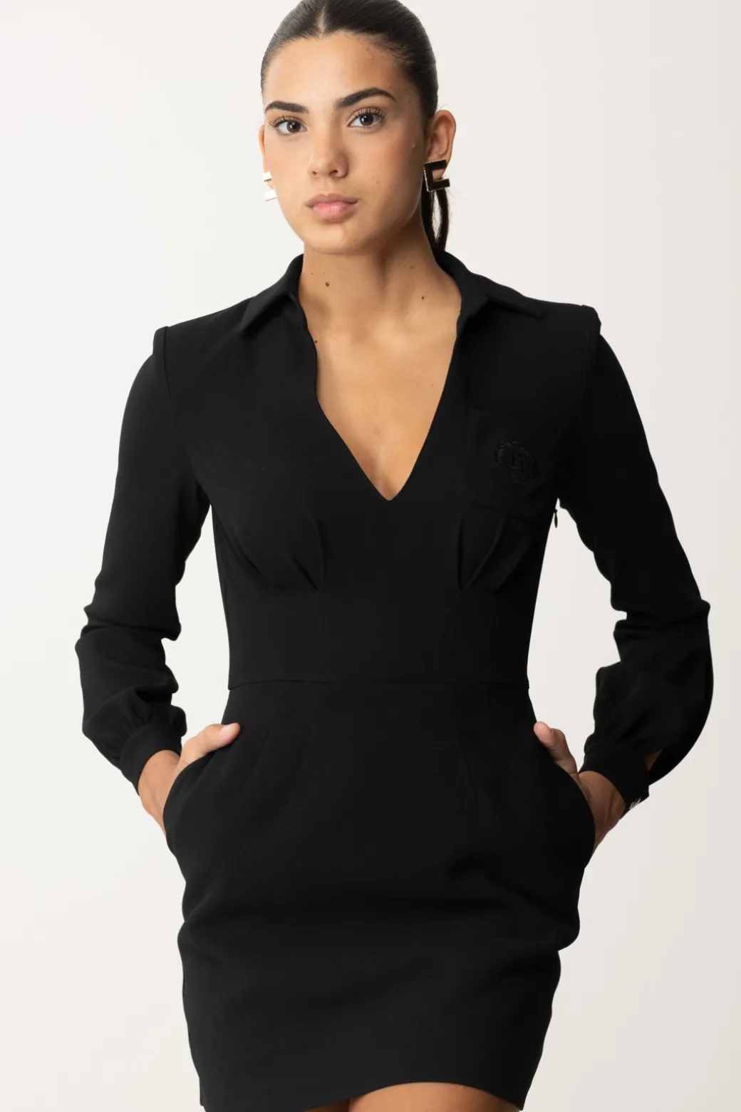 Donna Elisabetta Franchi Mini Abito In Crepe con Ricamo Stemma