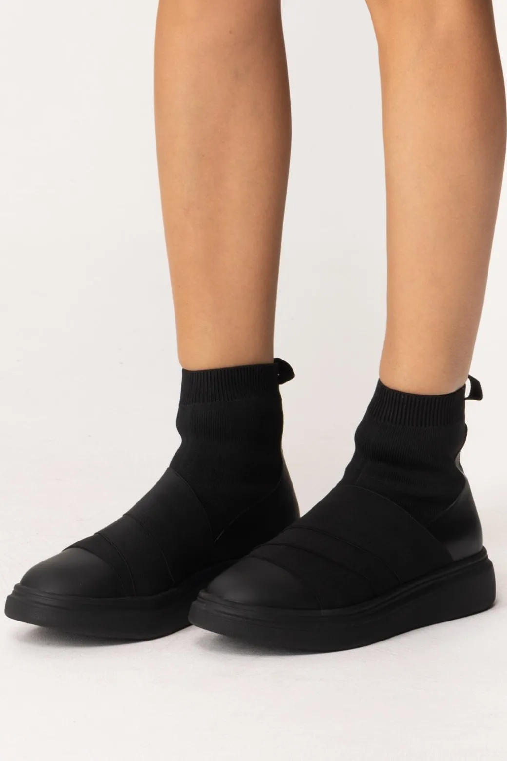 Donna Fessura Sneaker Alta a Stivaletto