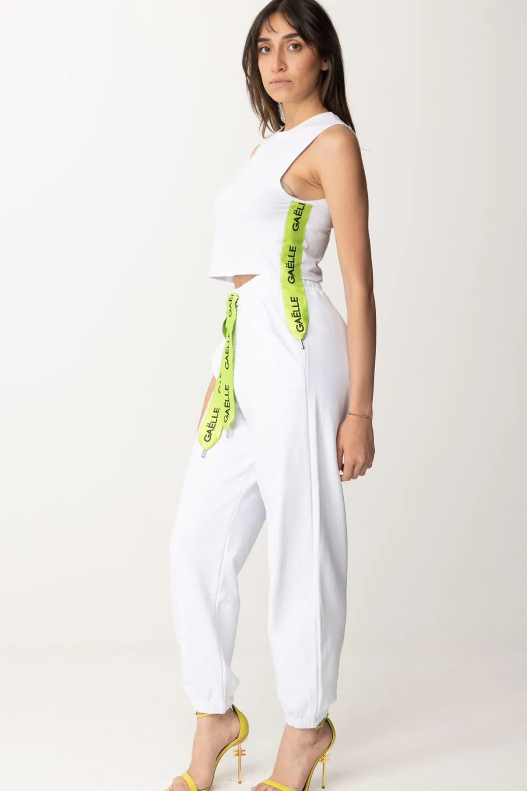 Donna Gaëlle Paris T-shirt Cropped con Nastro Logato
