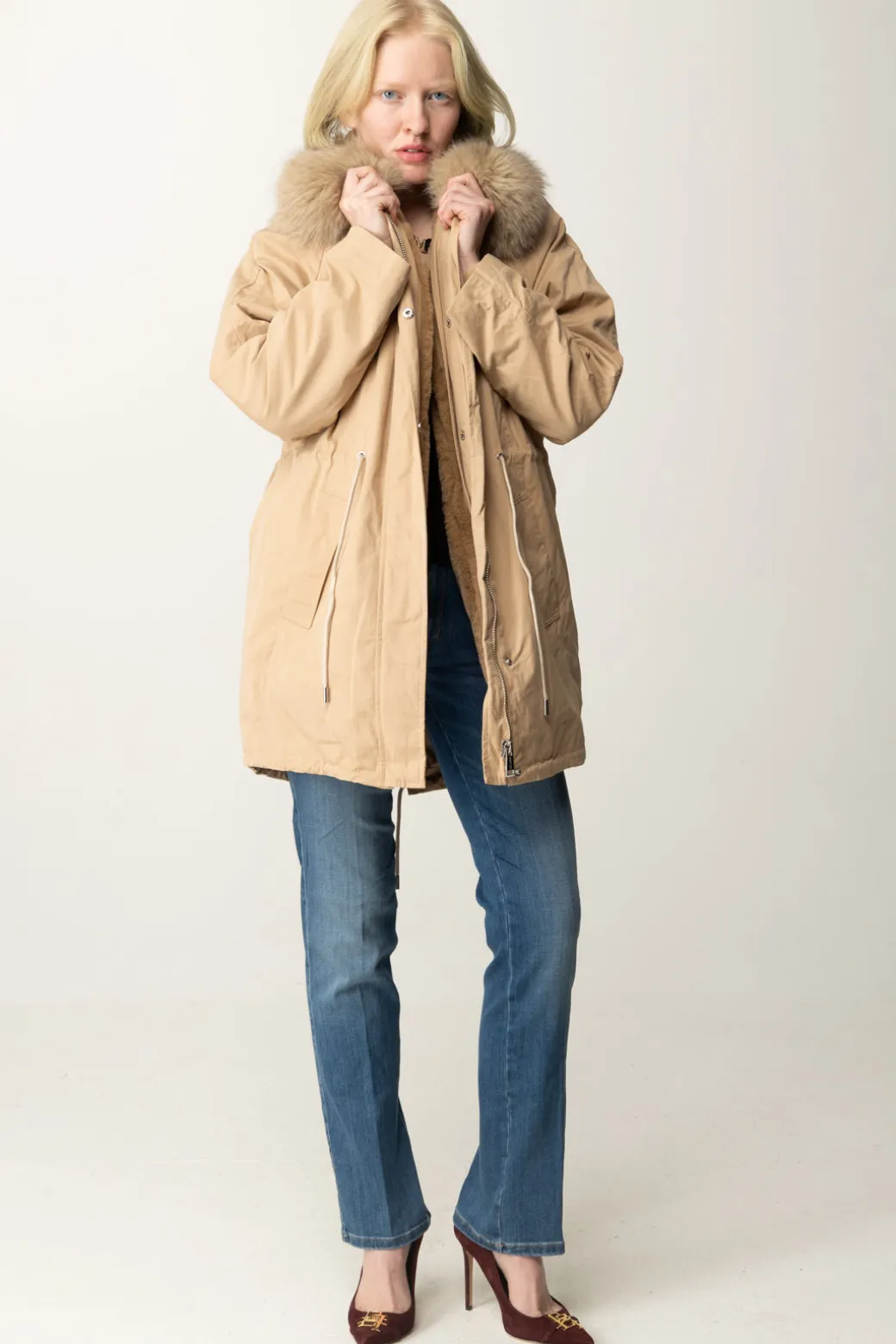 Donna Guess Parka Lucie con Pelliccia