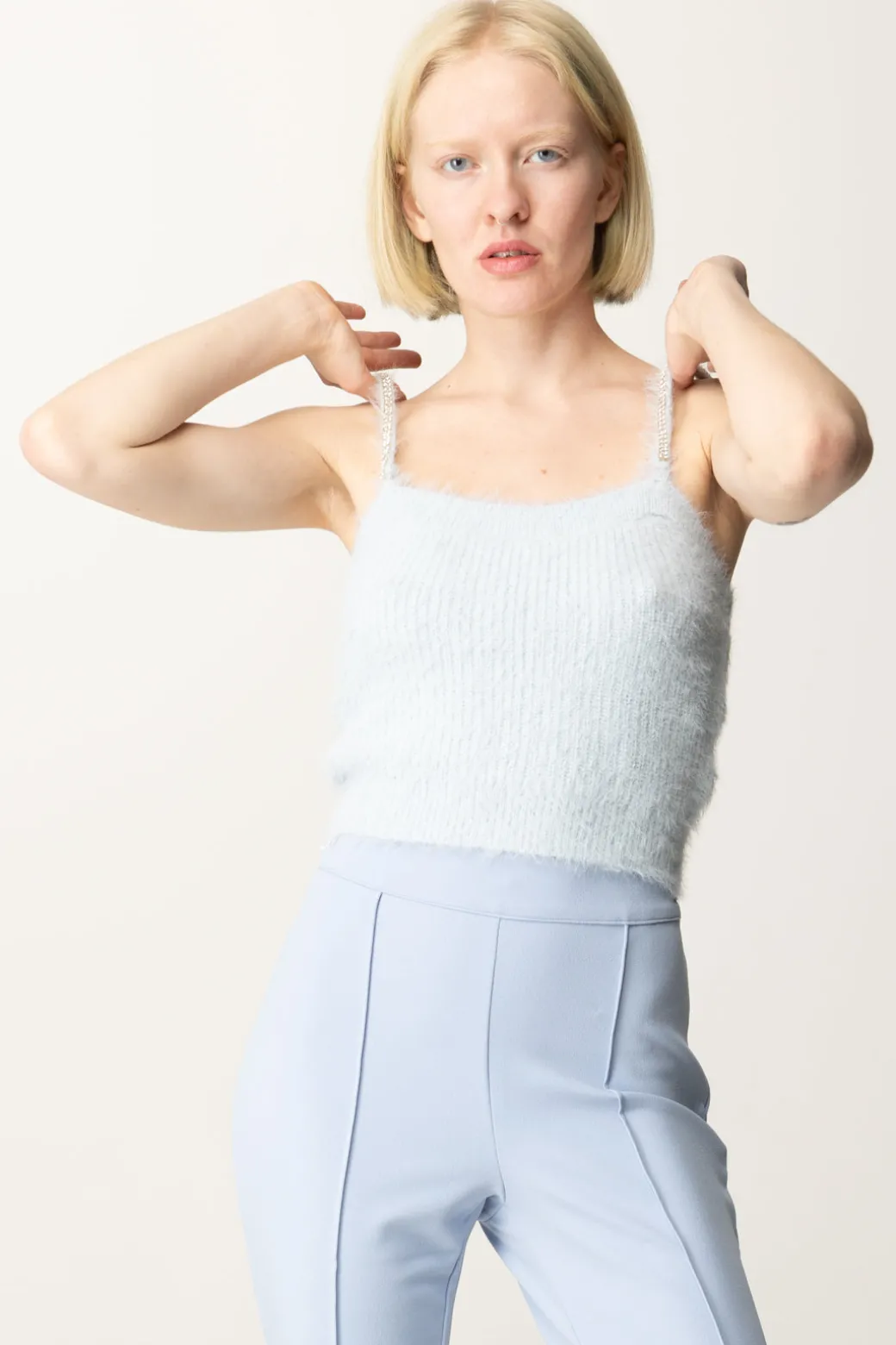 Donna Guess Top Crop Keyla con Bretelle Strass