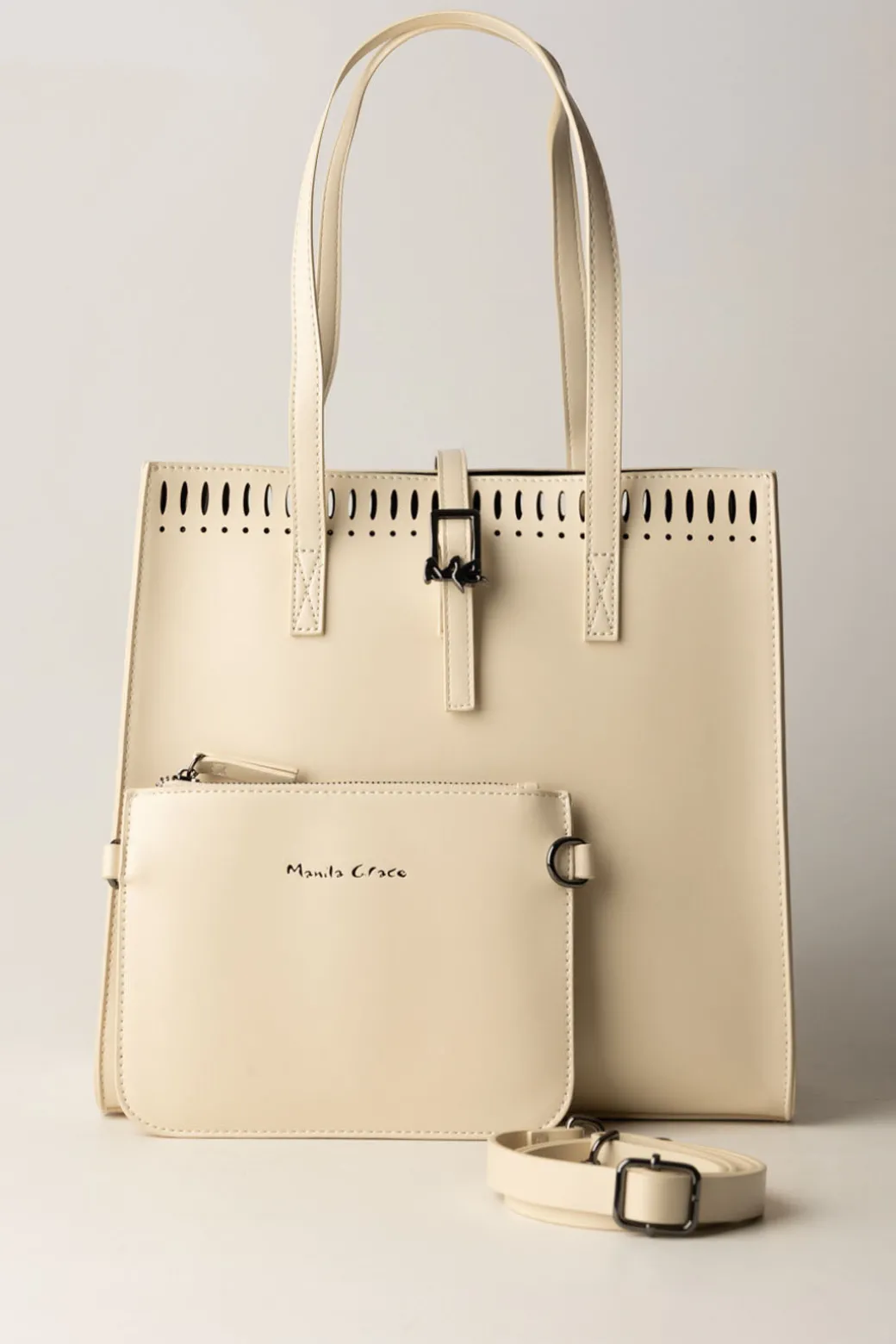 Donna Manila Grace Borsa Felicia Media