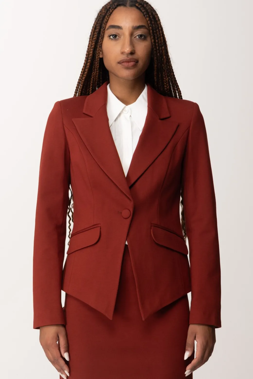 manila_grace_giacca_monopetto_sfiancata_con_taschesiena_brown_2.webp Donna Manila Grace Giacca Monopetto Sfiancata con Tasche