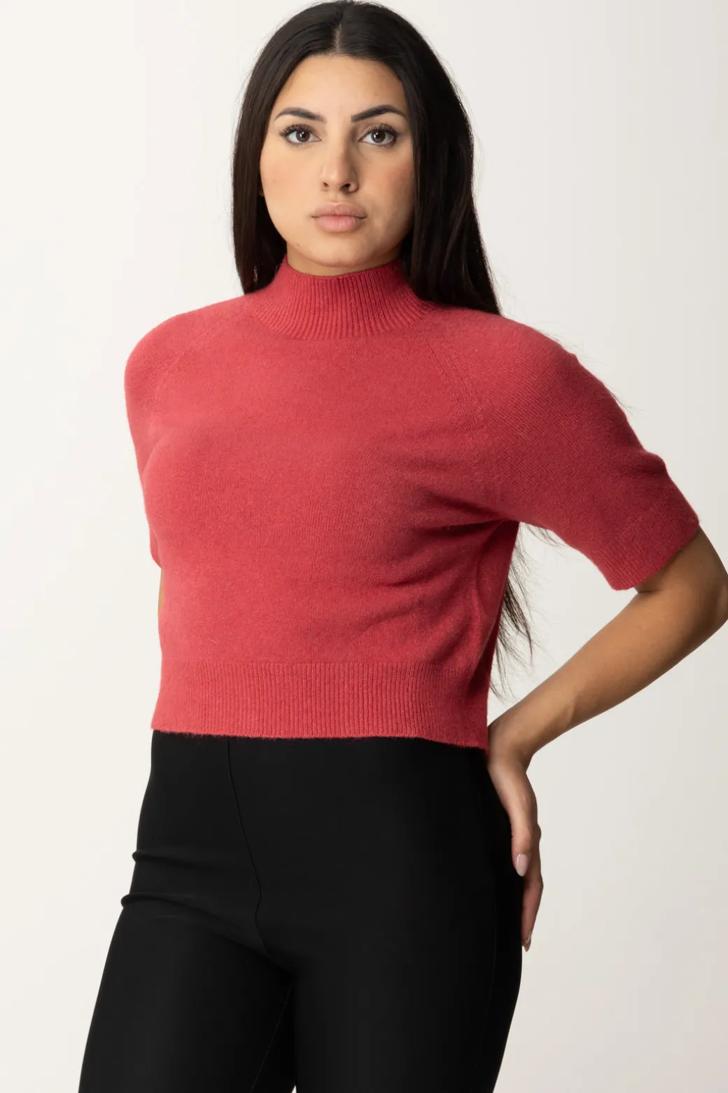 Donna Manila Grace Maglia Collo Alto Crop con Manica Corta