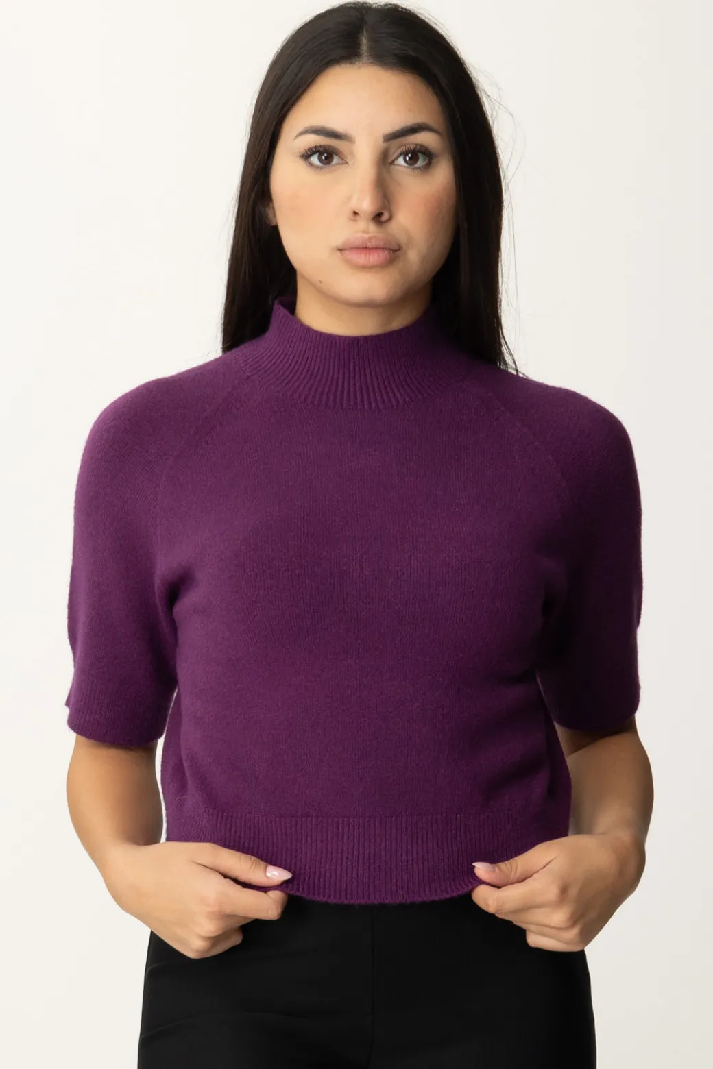 Donna Manila Grace Maglia Collo Alto Crop con Manica Corta