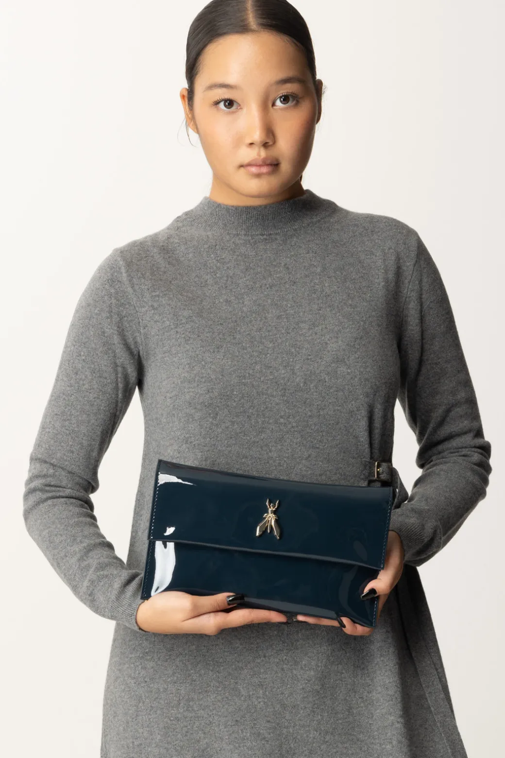 Donna Patrizia Pepe Clutch Lucida con Logo