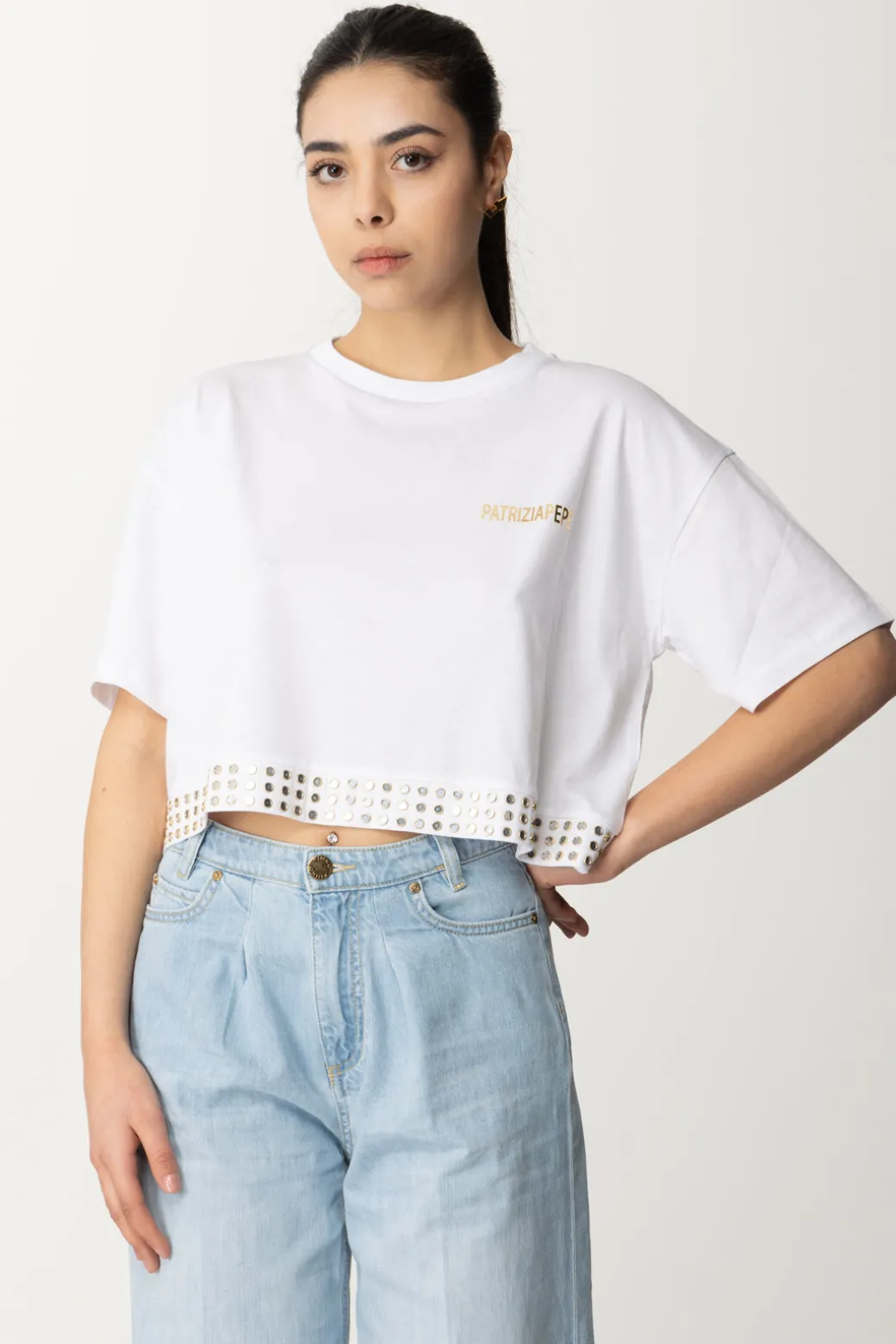 Donna Patrizia Pepe T-shirt Cropped con Borchiette e Logo
