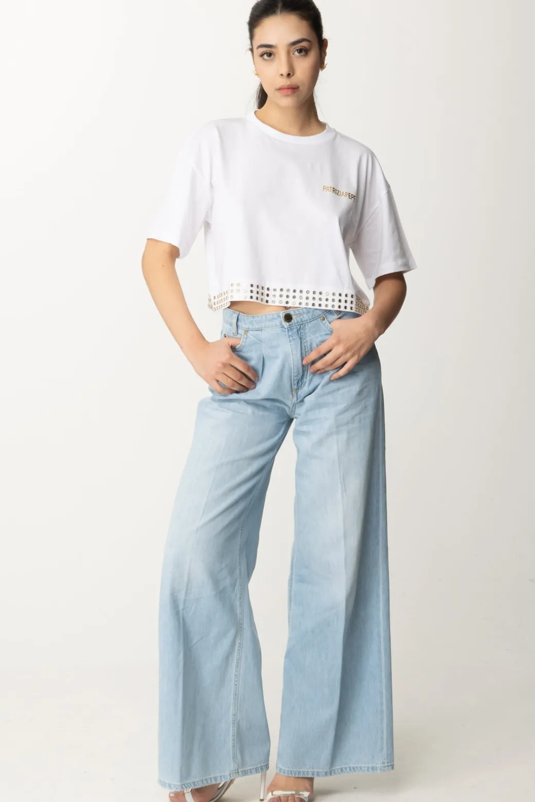 Donna Patrizia Pepe T-shirt Cropped con Borchiette e Logo