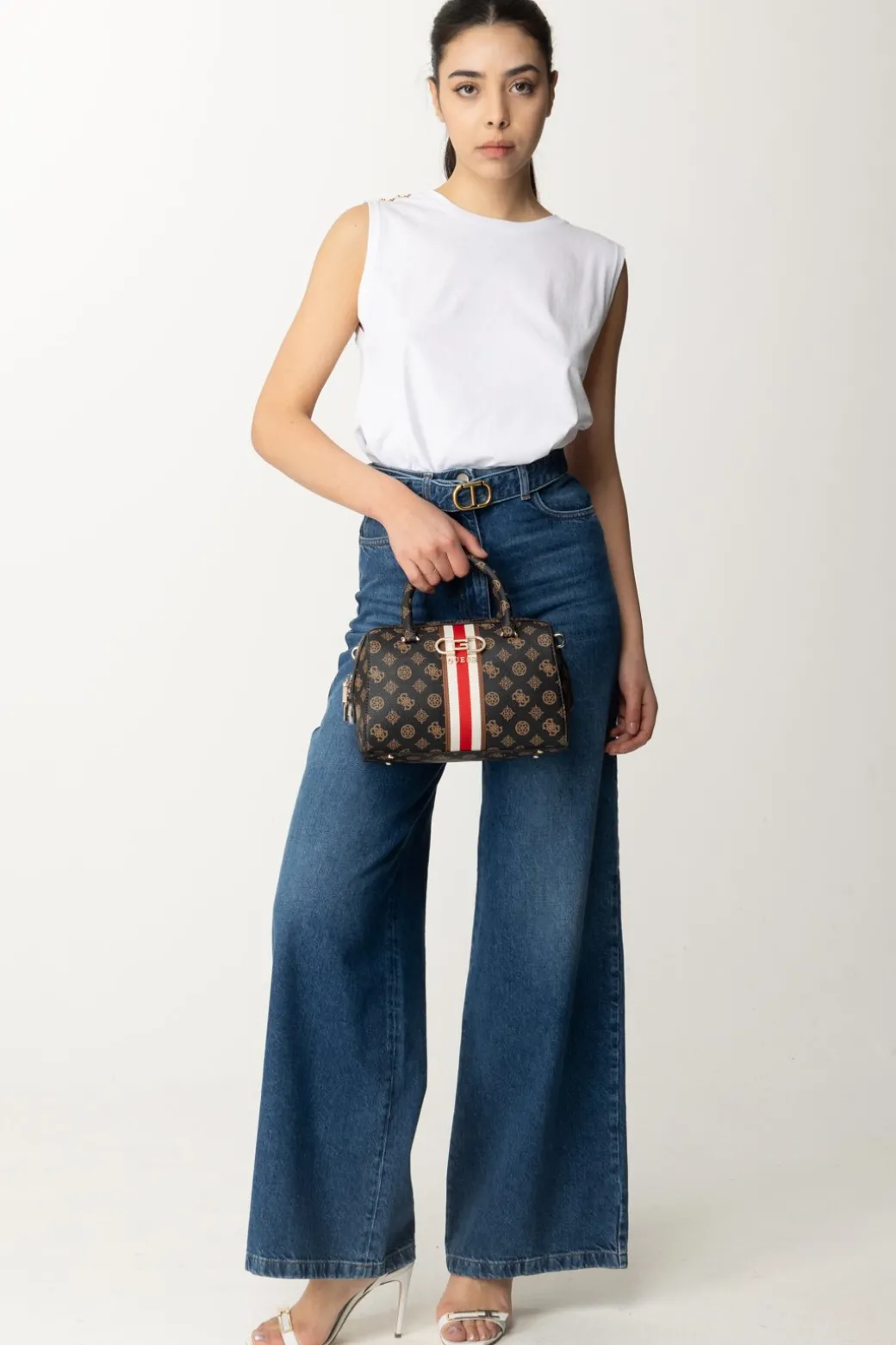 Donna Patrizia Pepe T-shirt Smanicata con Dettaglio Piercings