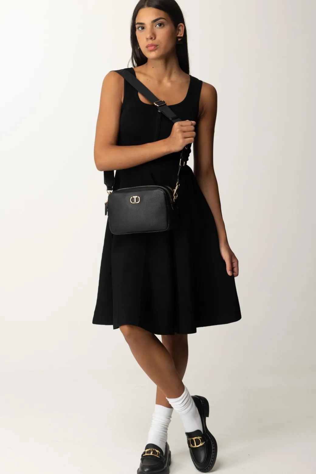 Donna Pinko Abito Svasato con Zip Frontale