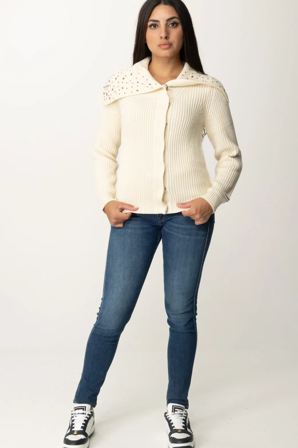Donna Pinko Cardigan con Castoni Al Colletto