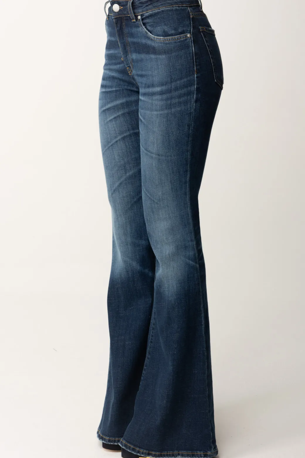 Donna Pinko Jeans a Zampa