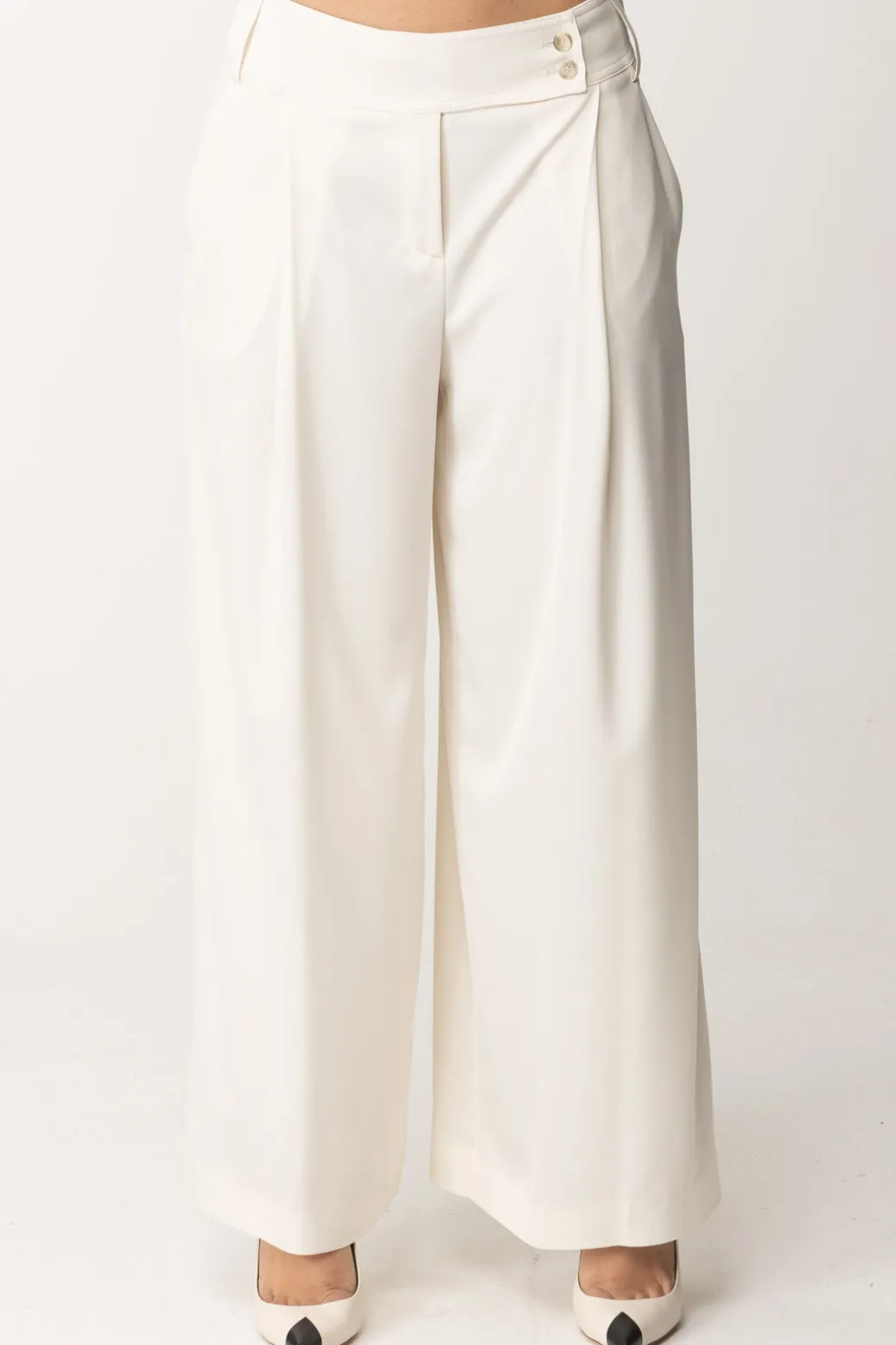 Donna Pinko Pantaloni In Satin Effetto Opaco