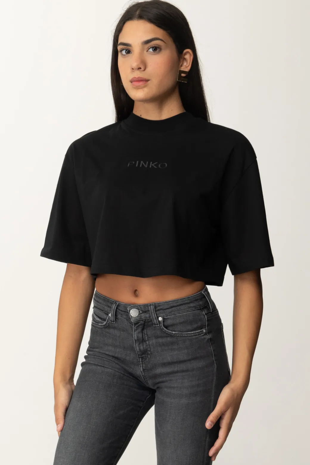 Donna Pinko T-shirt Crop Over con Ricamo Logo