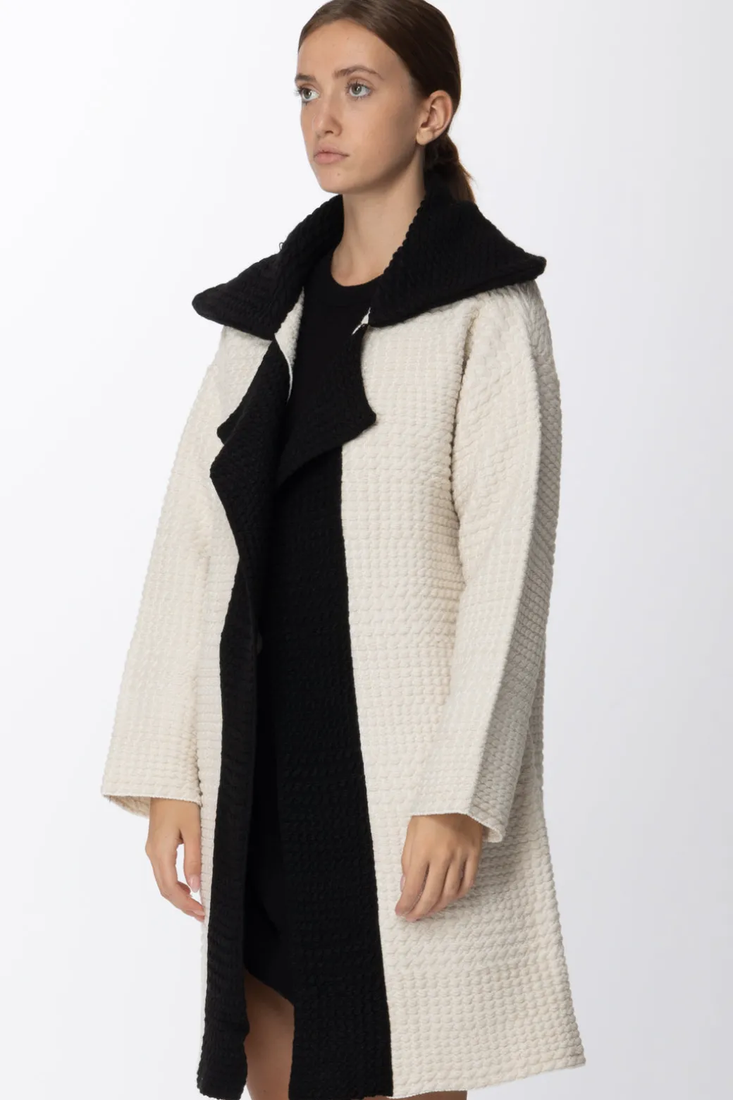 Donna Simona Corsellini Cappotto In Panno con Rever a Contrasto