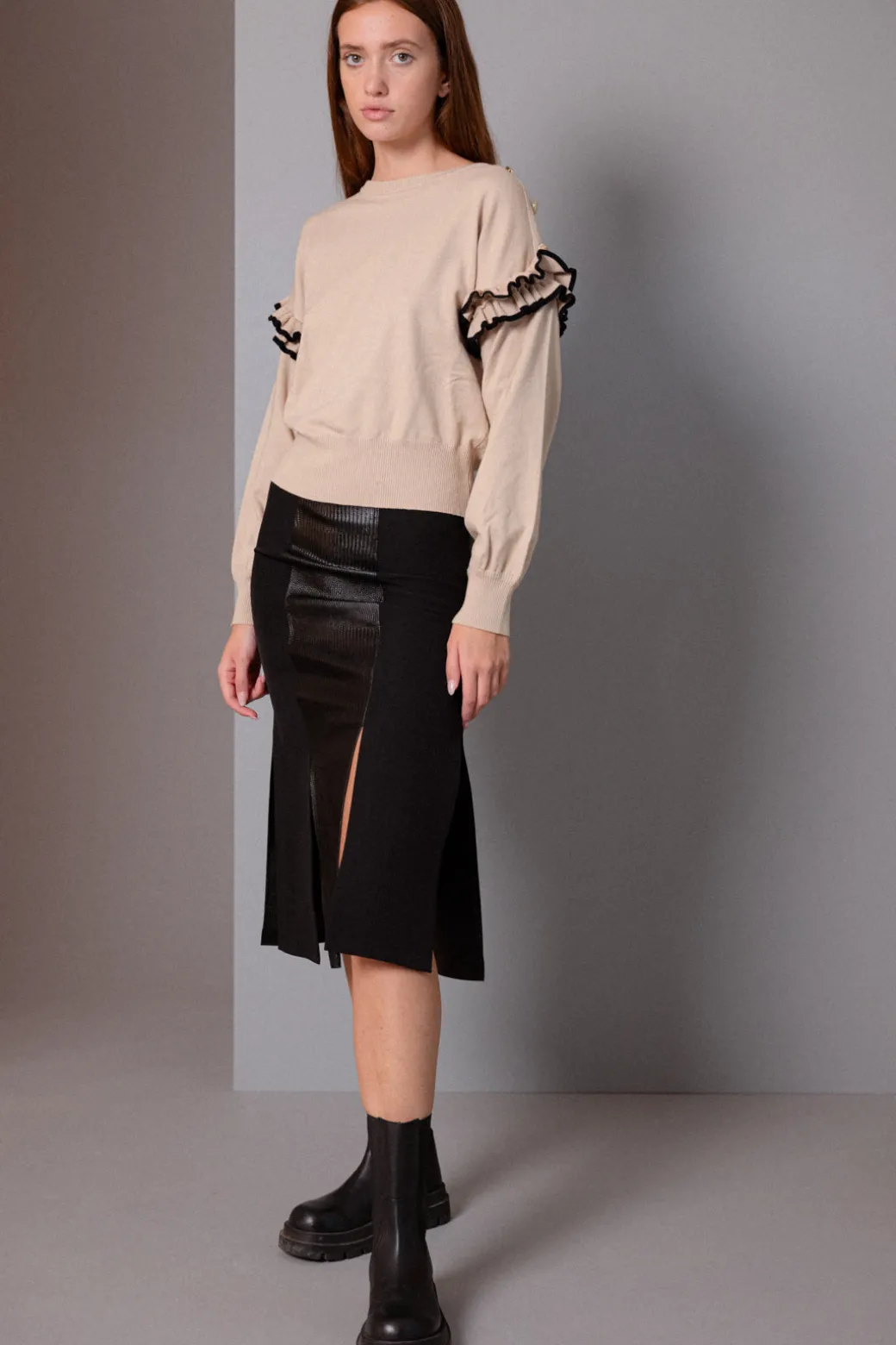 Donna Simona Corsellini Maglia con Volant Sulle Maniche