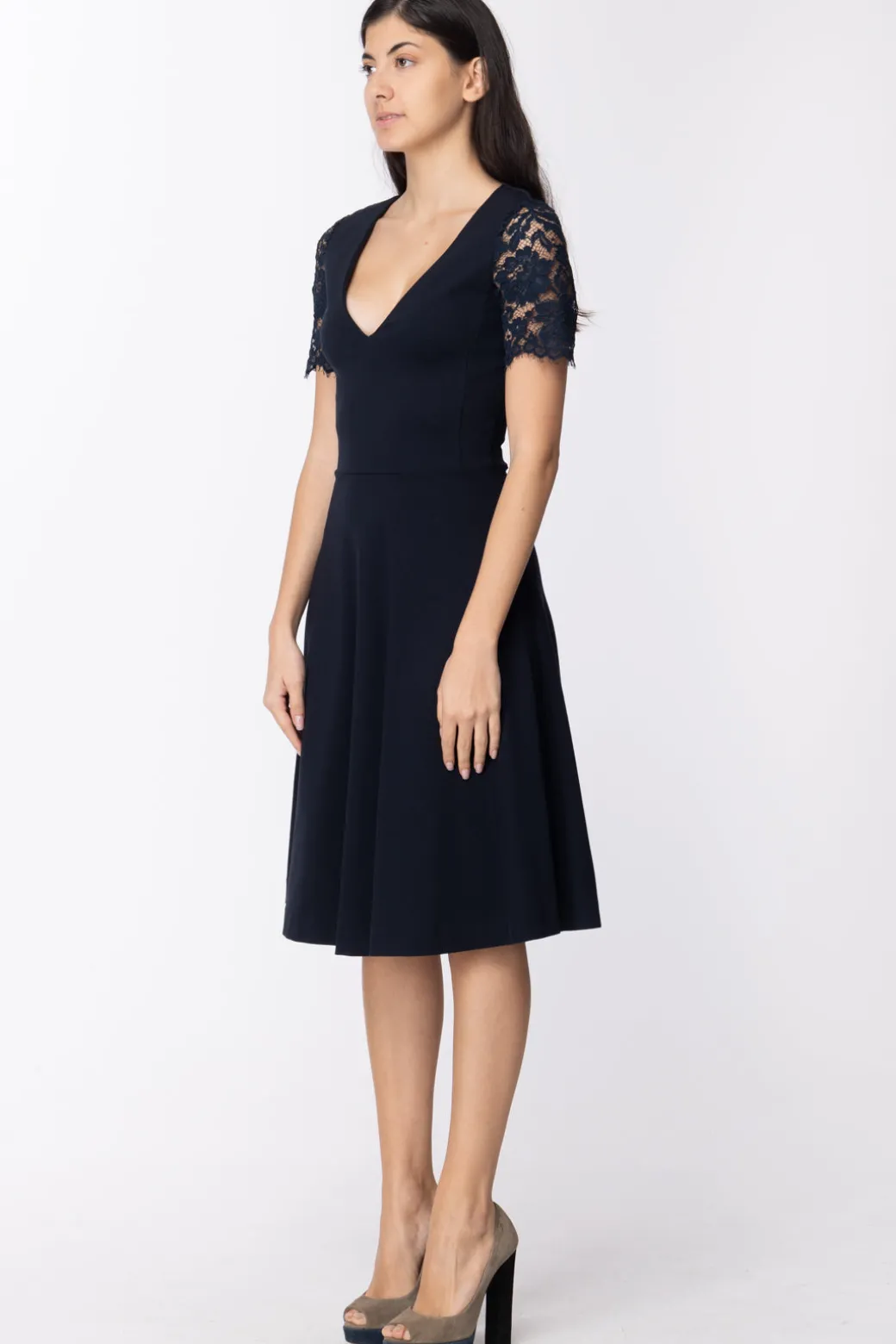 Donna Twin-set Abito con Pizzo Macramè