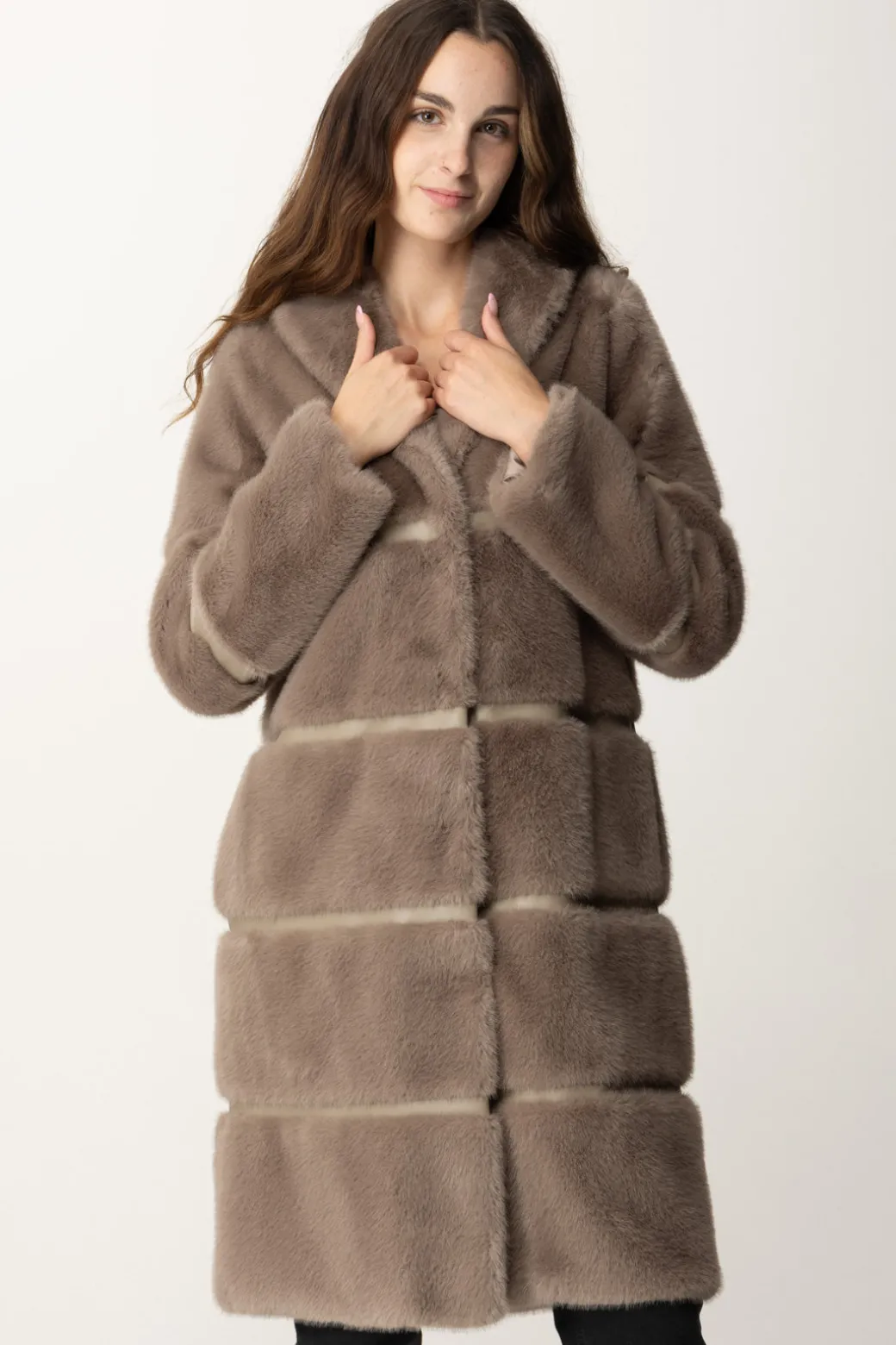 Donna Twin-set Cappotto Lungo In Faux Fur con Intarsi