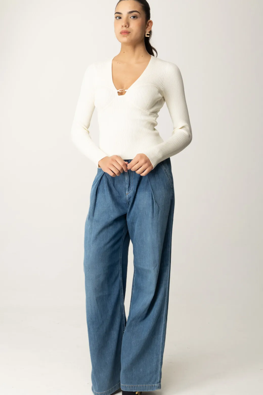 Donna Twin-set Maglia a Coste con Coppe Sagomate