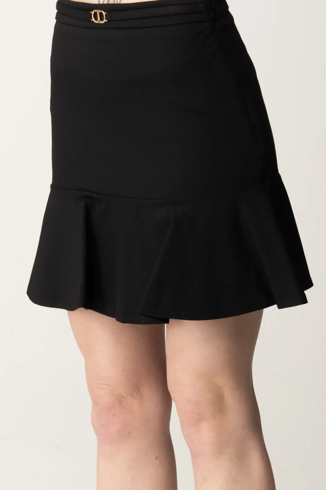 Donna Twin-set Minigonna con Volant e Dettaglio Logo
