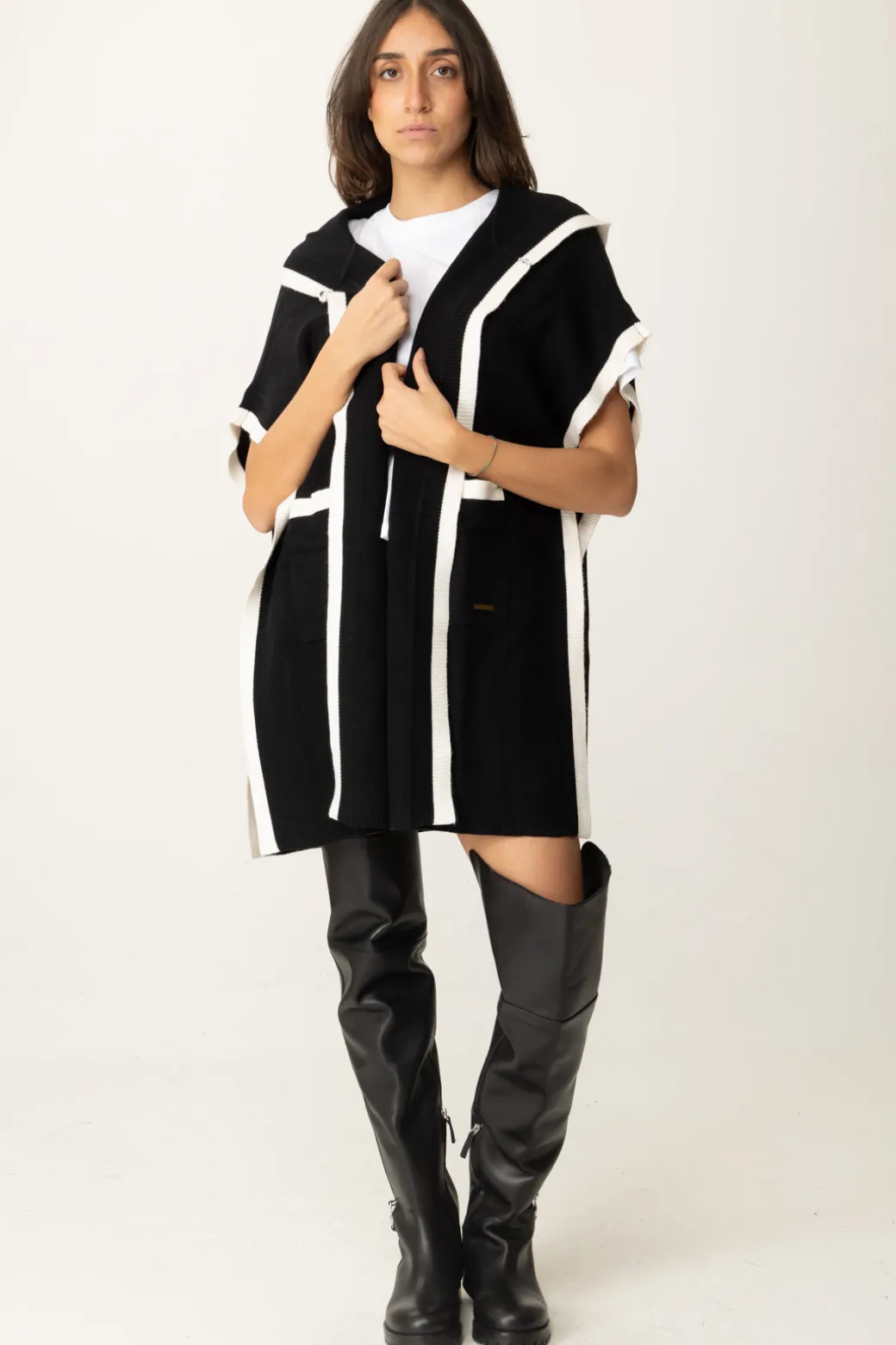 Donna Twin-set Poncho In Maglia con Cappuccio