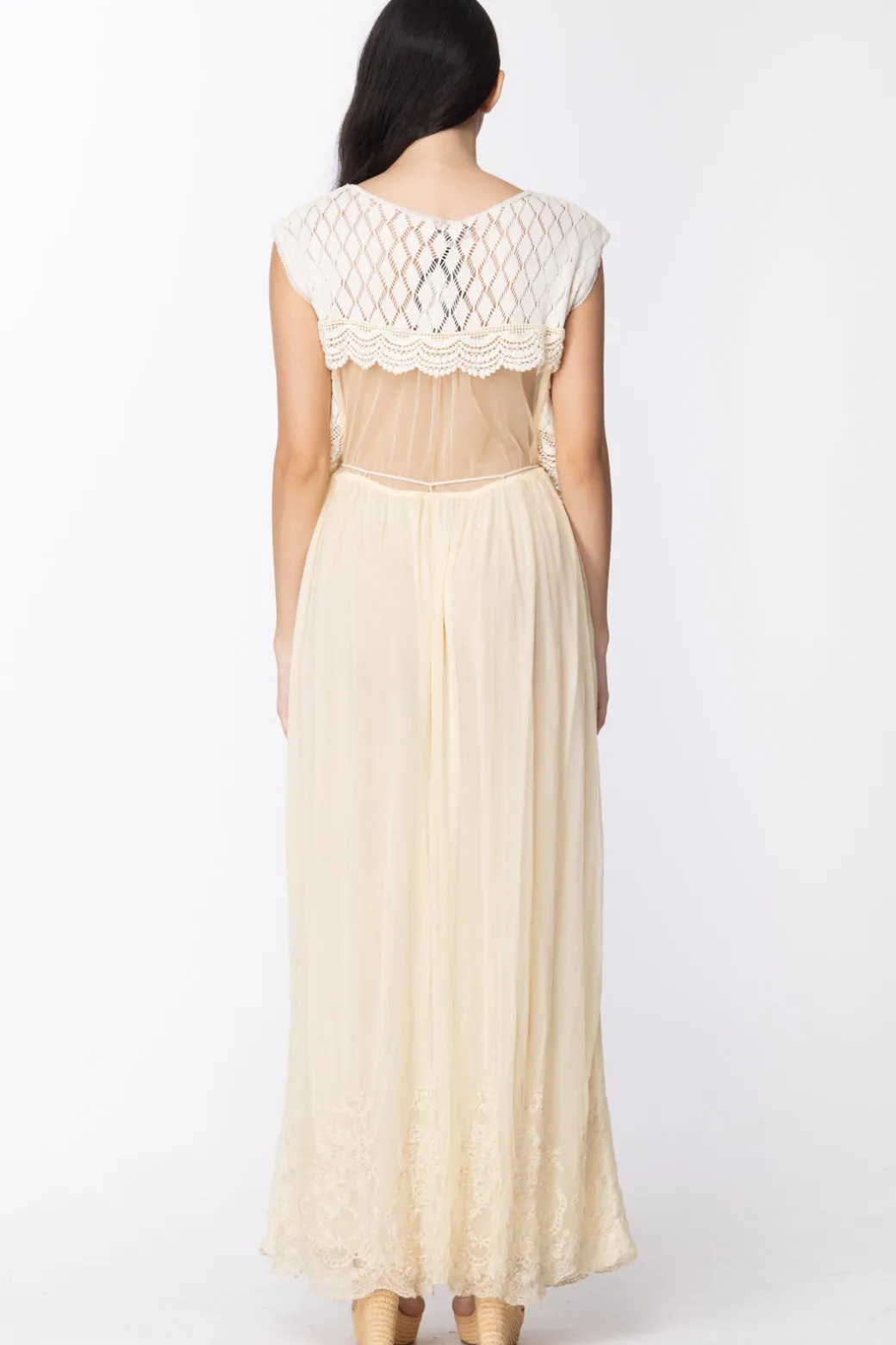 Donna Twin-set : Abito Lungo In Tulle con Ricamo In Filo Sul Fondo Corpino In Maglia Traforata